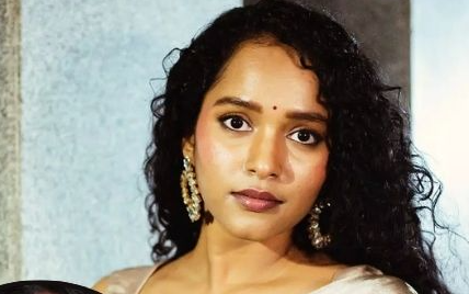 pavani karanam age